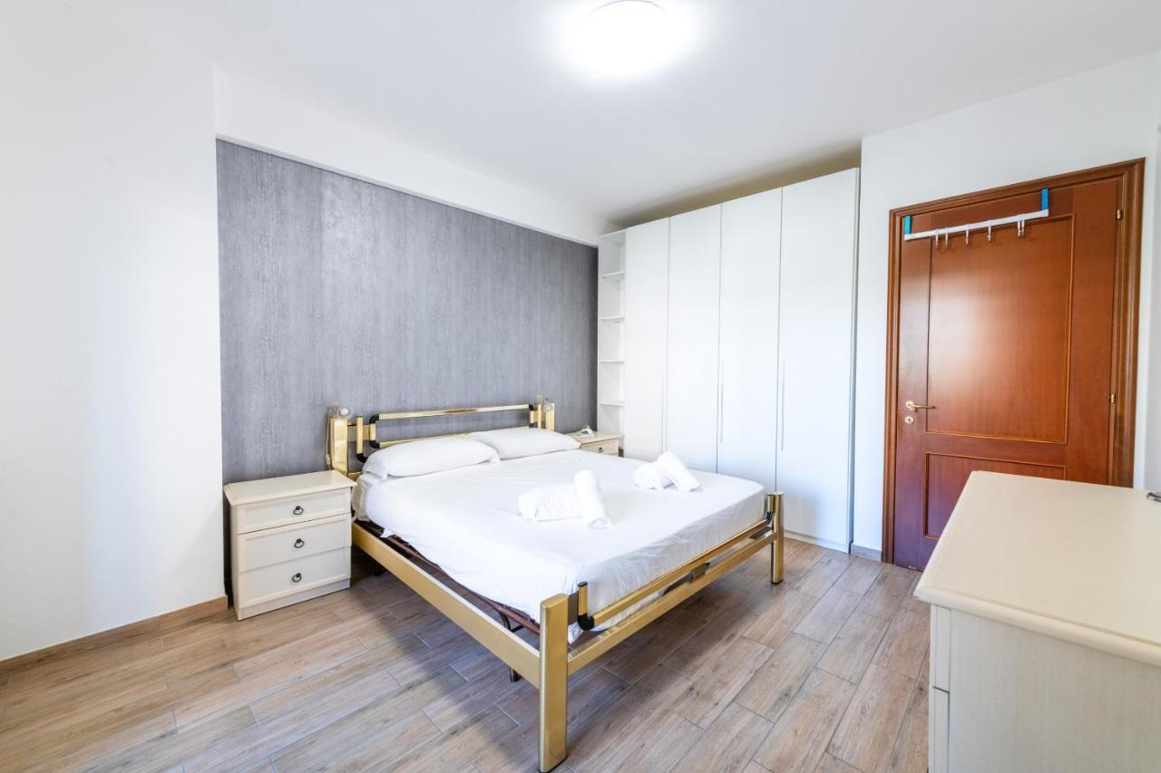 Appartamento Casa Longanesi Roma Esterno foto